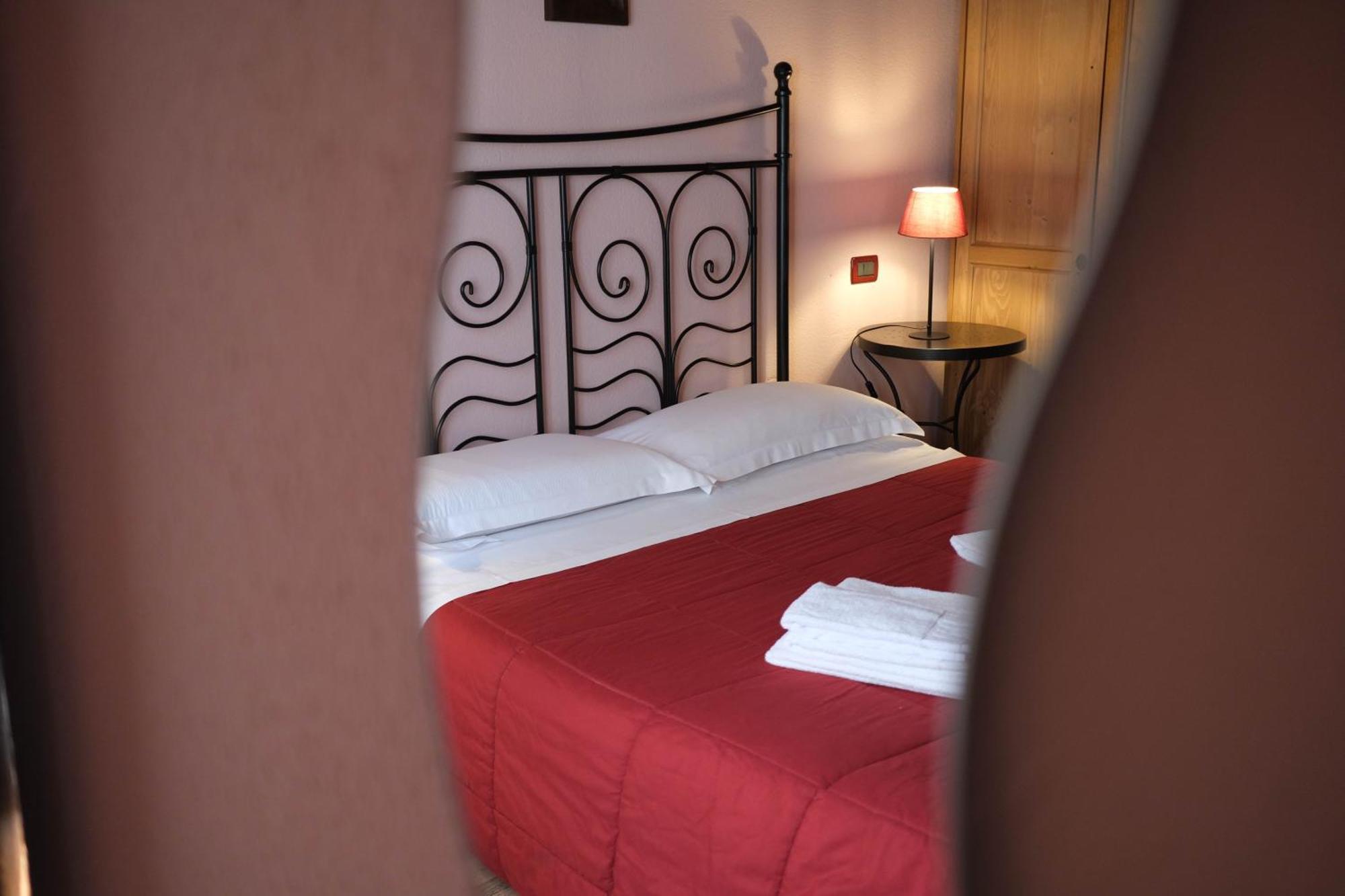 Agriturismo Corte Pellegrini ซาน มาร์ติโน บูออน อัลแบร์โก ภายนอก รูปภาพ