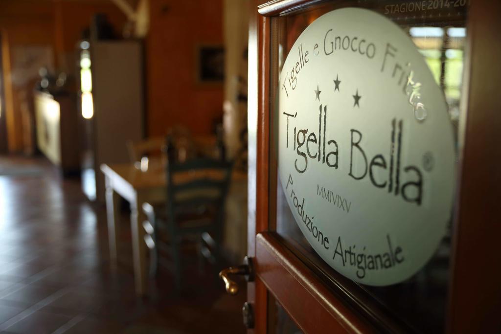 Agriturismo Corte Pellegrini ซาน มาร์ติโน บูออน อัลแบร์โก ภายนอก รูปภาพ