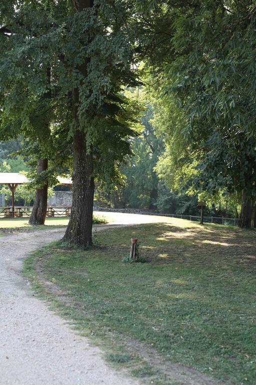 Agriturismo Corte Pellegrini ซาน มาร์ติโน บูออน อัลแบร์โก ภายนอก รูปภาพ