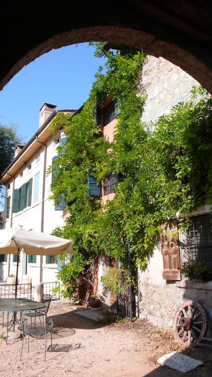 Agriturismo Corte Pellegrini ซาน มาร์ติโน บูออน อัลแบร์โก ภายนอก รูปภาพ