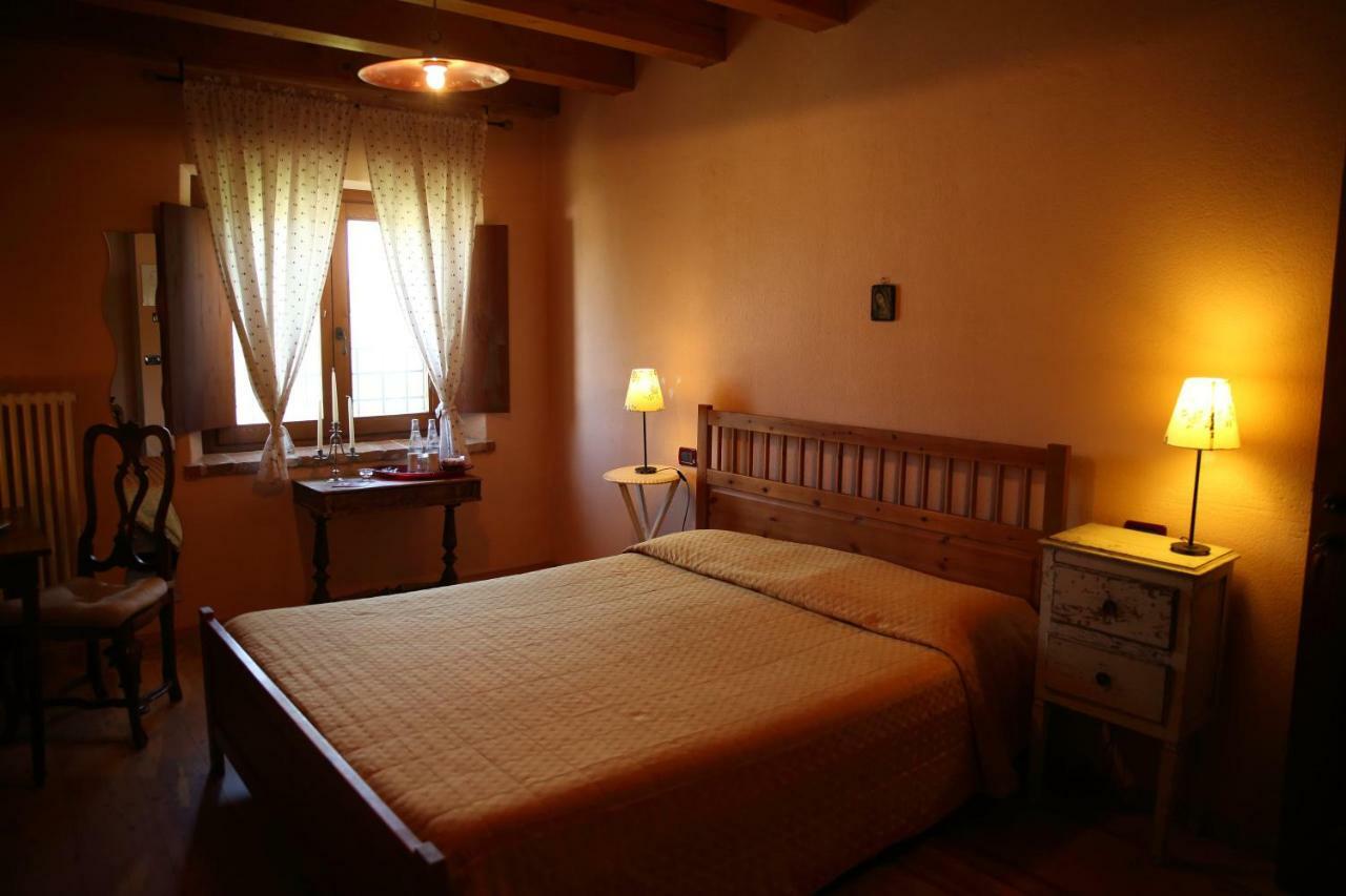 Agriturismo Corte Pellegrini ซาน มาร์ติโน บูออน อัลแบร์โก ภายนอก รูปภาพ